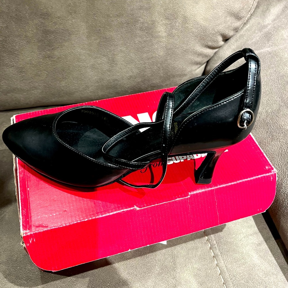 NEW DANCE CLUB from supadance women’s shoes black size 6.5